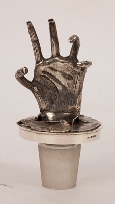 Lot 128 - A silver decanter stopper, LCC, London,...