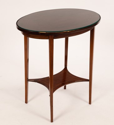 Lot 686 - An Edwardian mahogany oval occasional table,...