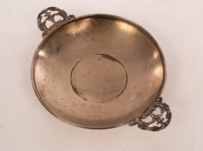 Lot 125 - A silver twin-handled bowl, Deakin & Francis....