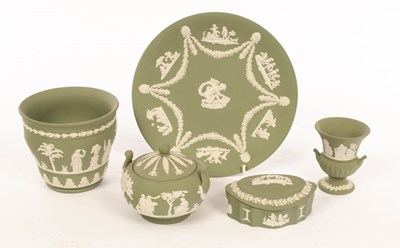 Lot 280 - A quantity of Wedgwood green Jasperware to...