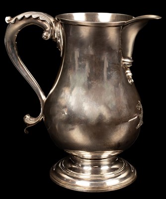 Lot 363 - A George III silver beer jug, William Cripps,...