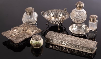 Lot 5 - A Victorian embossed silver trinket box,...