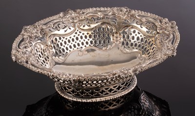 Lot 26 - A Victorian oval silver fruit dish, John...