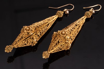 Lot 168 - A pair of gold filigree ear pendants of...