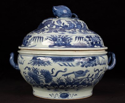 Lot 403 - A Chinese blue and white two-handled porcelain...