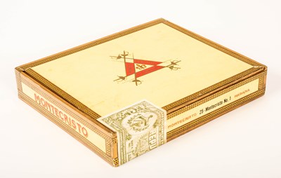 Lot 600 - A sealed, boxed set of twenty-five Montecristo...