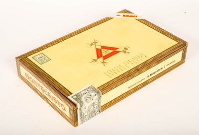 Lot 609 - A sealed, boxed set of twenty-five Montecristo...