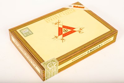 Lot 611 - A sealed, boxed set of twenty-five Montecristo...