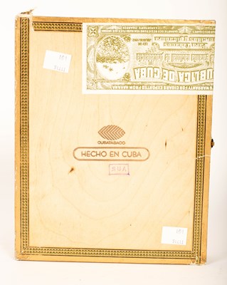 Lot 617 - A sealed, boxed set of ten Montecristo Tubos...