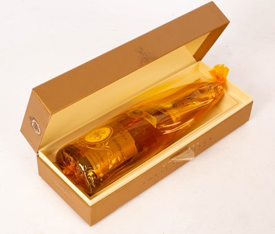 Lot 690 - Champagne Cristal 1995, a 750ml bottle in...