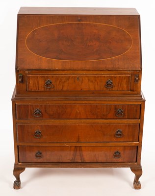 Lot 850 - An Edwardian mahogany bureau, 71cm wide