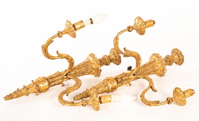 Lot 937 - A pair of 18th Century carved gilt wood...