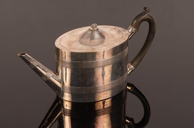Lot 62 - A George III oval silver teapot, Henry Chawner,...