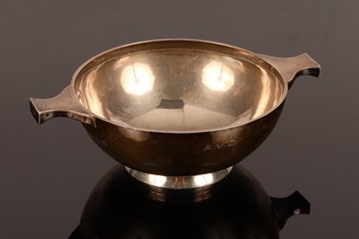 Lot 64 - A Scottish silver quaich, Edward & Sons,...