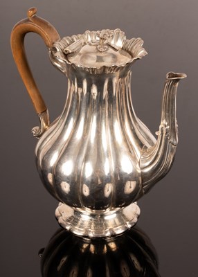 Lot 117 - A William IV silver coffee pot, James Charles...