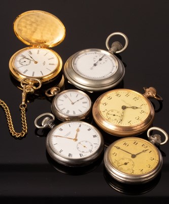 Lot 267 - An open faced pocket watch, Illinois Watch Co.,...