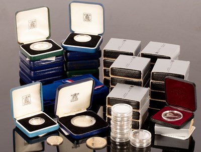 Lot 275 - A large collection of commemorative silver...