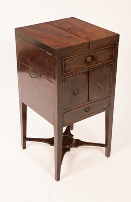 Lot 669 - A late 18th Century enclosed mahogany...