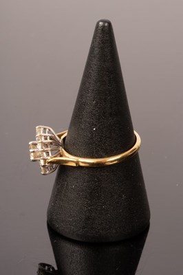 Lot 4 - A diamond cluster ring, JWLd, the seven-stone...