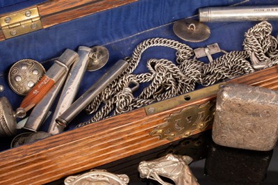 Lot 41 - A quantity of silver and white metal jewellery...