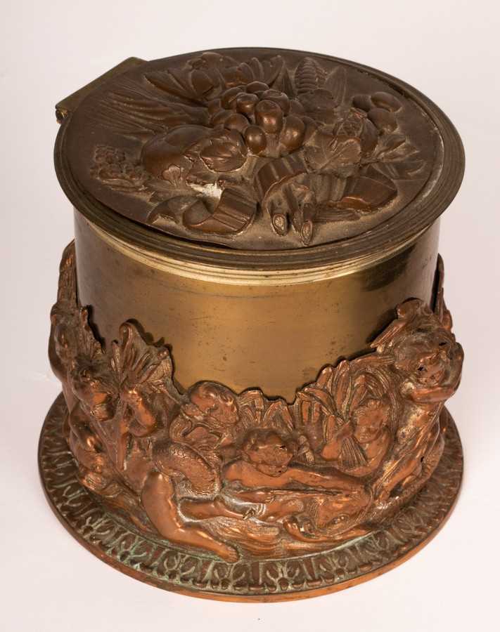 Lot 81 - A plated biscuit barrel, applied a band of...