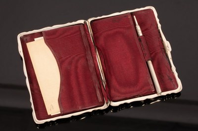 Lot 110 - A silver aide-mémoire, VIB Ltd., Birmingham...