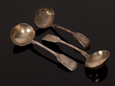 Lot 142 - A pair of fiddle pattern silver ladles, HH,...