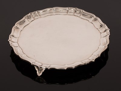 Lot 149 - A silver salver, Atkin Brothers, Sheffield...