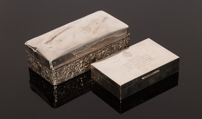 Lot 158 - A Victorian silver cigarette box, Frederick...