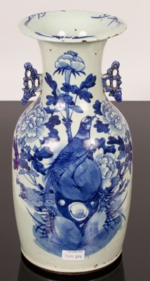 Lot 271 - Early 20th Century Chinese blue and white vase,...