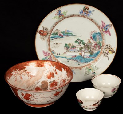 Lot 308 - A Chinese famille rose plate, Qing Dynasty,...