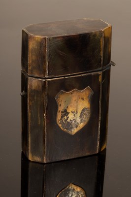 Lot 351 - A 19th Century horn etui with canted corners...