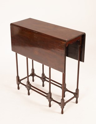 Lot 852 - A George III spider-gateleg table, the top...