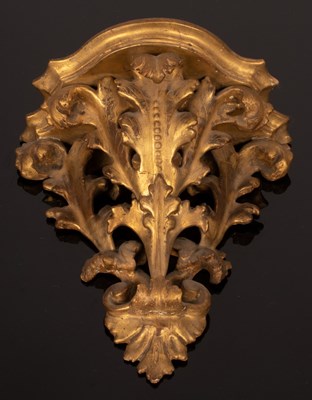 Lot 897 - A carved gilt wood wall bracket and a gilt...