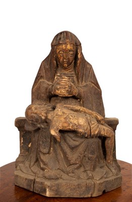 Lot 1016 - A 17th Century carved wooden figure of the...