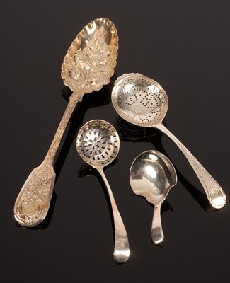 Lot 107 - A silver caddy spoon, 1811, initialled F, a...