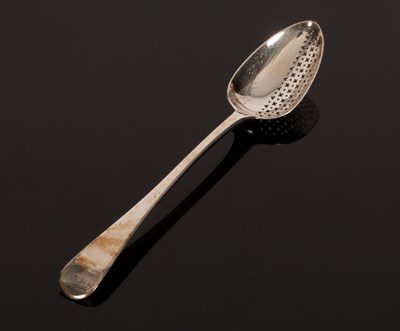 Lot 125 - A George III silver strainer spoon, Eley,...