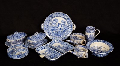 Lot 274 - A group of Spode Tower pattern wares,...