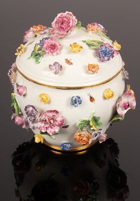 Lot 293 - A Meissen porcelain jar and cover, encrusted...