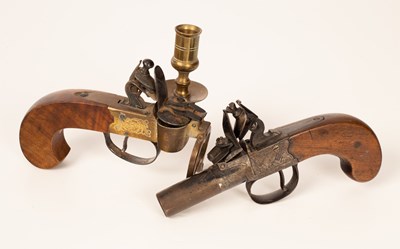 Lot 418 - A small flintlock pocket pistol, the plate...