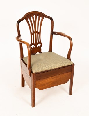 Lot 770 - A George III commode chair