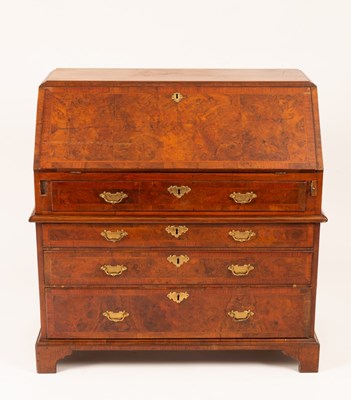 Lot 799 - An 18th Century burr walnut and featherbanded...