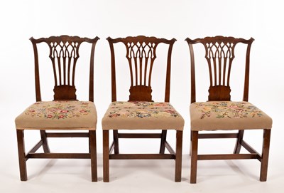 Lot 826 - Three George III mahogany dining chairs with...