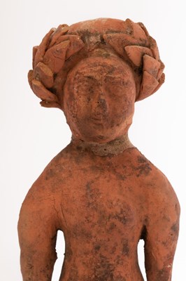 Lot 9 - A Roman terracotta figure of a lady, 2nd-3rd...
