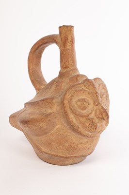 Lot 14 - A Peruvian bird vessel, pre-Columbian, Moche...