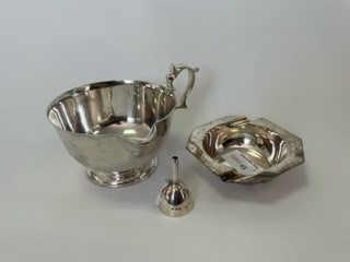 Lot 45 - A silver pouring vessel, London 1965, with...