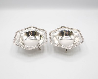 Lot 63 - A pair of silver bonbon dishes, Goldsmiths &...