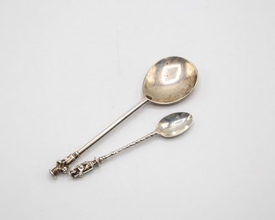 Lot 113 - A Victorian silver apostle spoon, makers mark...