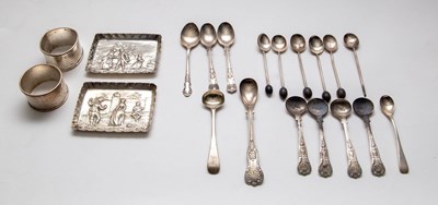 Lot 134 - Various items of silver including a set of...