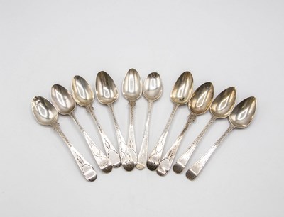 Lot 146 - Ten Georgian bright cut silver teaspoons,...